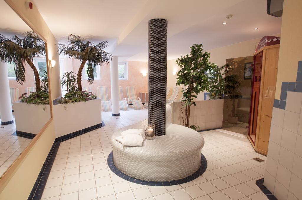 Hotel Alpenfriede Jerzens Bagian luar foto